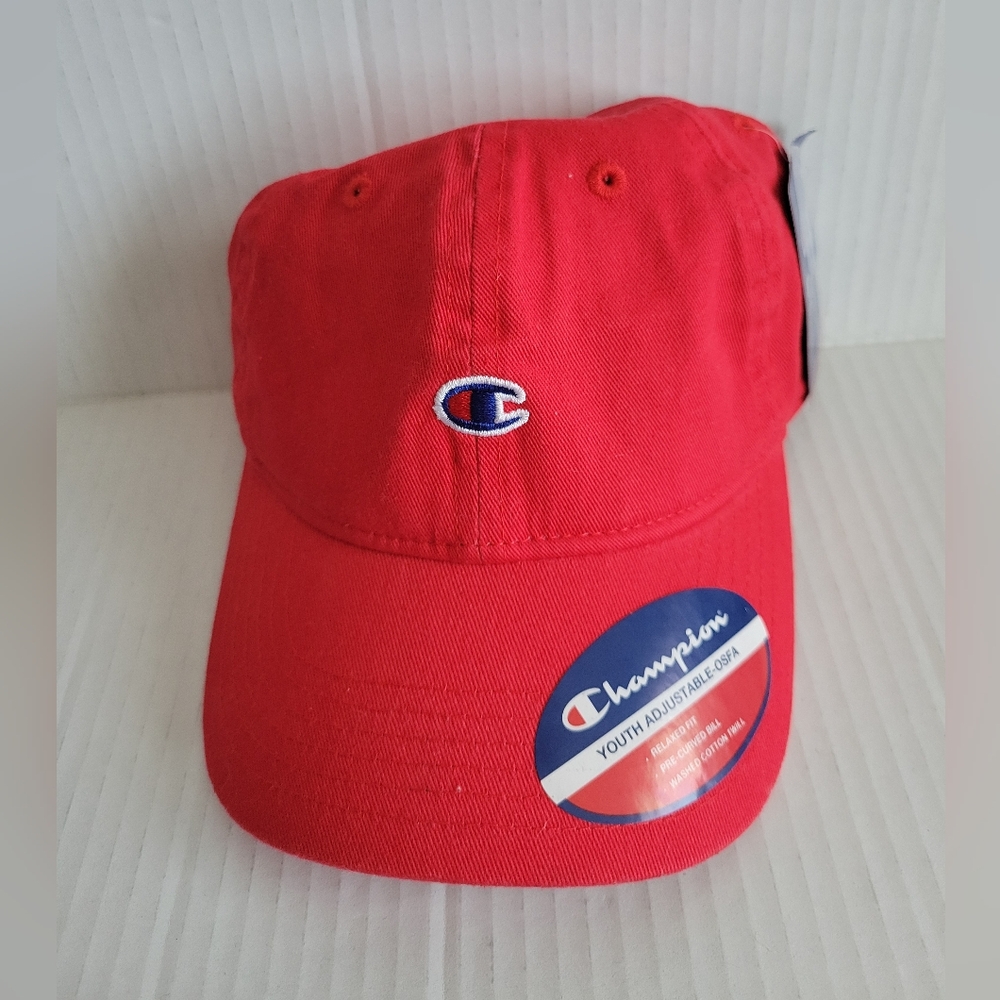 Champion Youth Adjustable Baseball Cap Red OSFA Relaxed Fit Pre-Curved Bill NWT